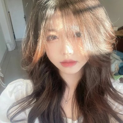 我才不要和人类恋爱呢